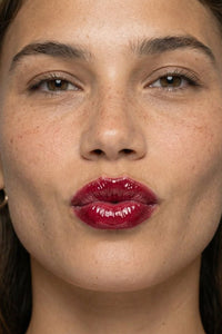 GLOSS HIALUAGE: Tratamento labial com efeito gloss