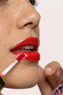 GLOSS HIALUAGE: Tratamento labial com efeito gloss